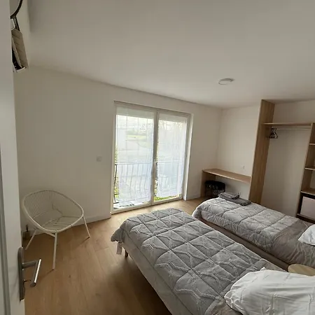 Maison Lumineuse Et Moderne - Proche Auchan 몽토방