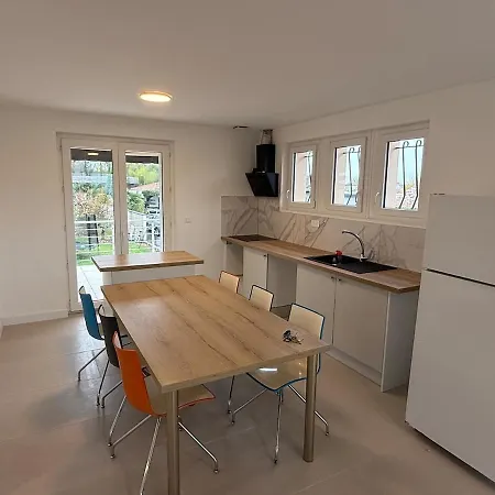 Maison Lumineuse Et Moderne - Proche Auchan Appartement